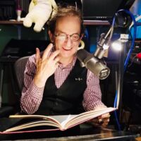 Charles Schneider reading „The Meerschaum Pipe“ by L.A. Lewis